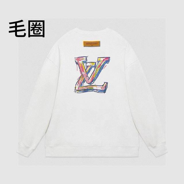 110 高品质Lv24Ss三花印花毛圈圆领卫衣情侣宽松秋季卫衣 肩膀缝合处后领处都采用双缝走线经久耐穿，后领口处采用纯棉拉条提升了后颈接触的舒适度，袖口下摆跟衣