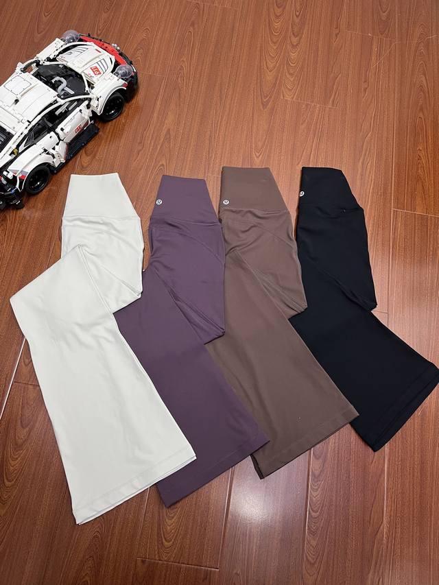 P120 顶尖现货 Lululemon露露乐蒙Groove系列Nulu面料 纯色超高腰喇叭休闲裤32.5”女款 面料特点: 速干 凉爽 高贴合度 高弹力 设计细