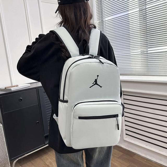 80，Air Jordan乔丹飞人 男女简约百搭大容量双肩包户外休闲运动背包电脑包高中大学生书包 尺寸:45×30×15