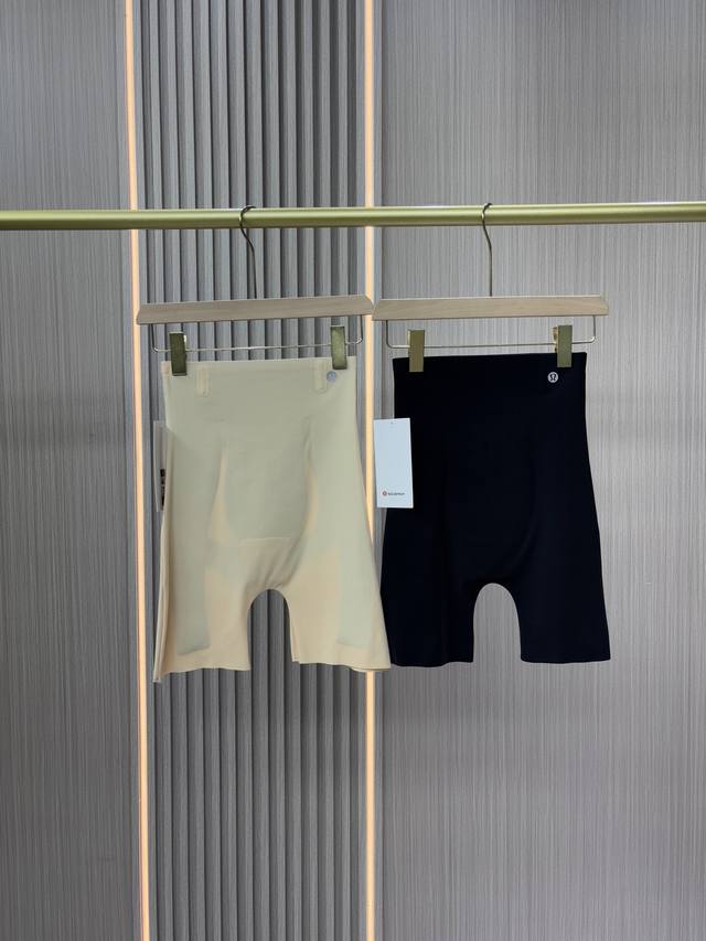 120 一包两件！高端悬浮裤登场！Lulu2025春夏新款量子芯片5D无痕魔力悬浮裤，可外穿专业级高腰五分瑜伽裤，小蛮腰芭比臀裤，束腰+收腹+提臀+瘦腿+可外穿