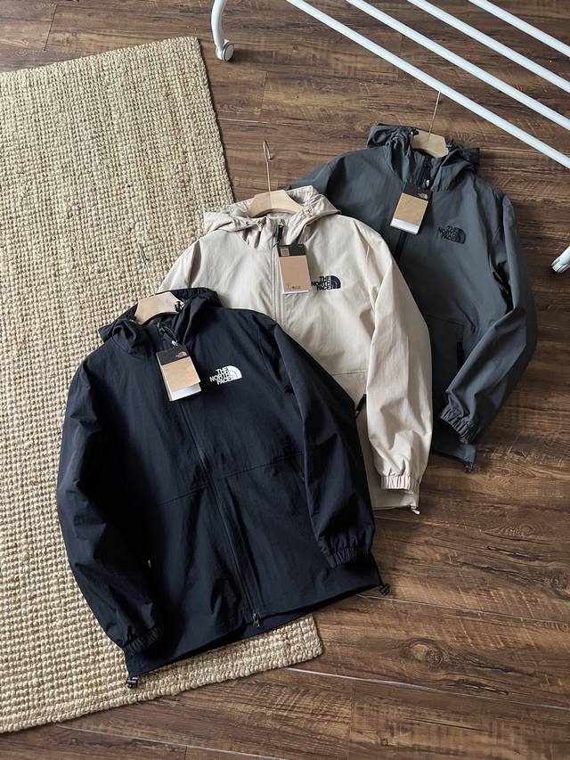 150 Tnf 北面纯色防水透气冲锋衣外套夹克，早春火爆单品！！罕见牛货！！出口韩过订单，原单单冲 户外运动休闲透气防水外套！火爆单品.限量发售 出口订单 千万
