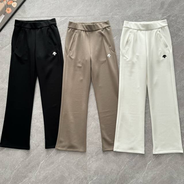 140 迪桑特Women’S Training女士阔型针织运动长裤早春新品 立体裁剪，拼接设计款，弯刀裤阔腿裤香蕉裤，25年新款面料巨巨巨舒服，自带松弛的廓形，