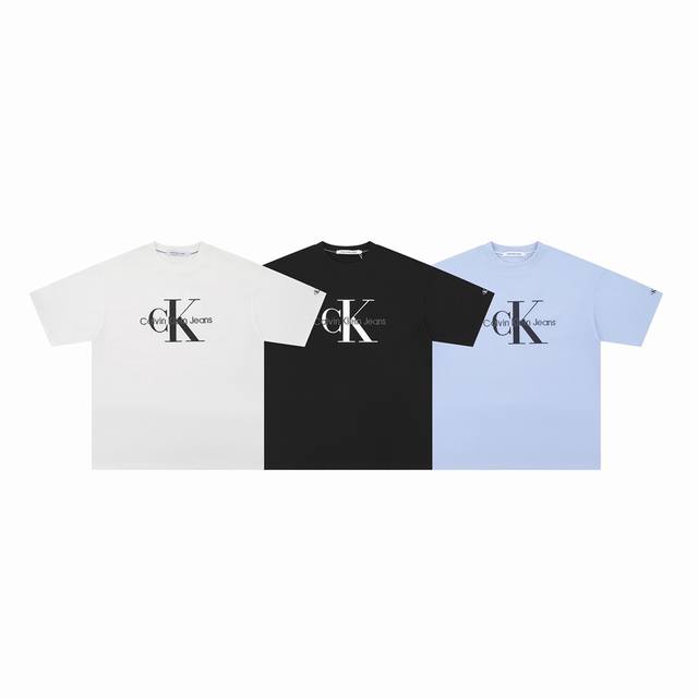 100 Calvin Klein Ck 经典大印花 Logo 字母刺绣袖标三色情侣圆领短袖 T恤-原版代购品质 Color：黑色 白色 蓝色 Size：S M