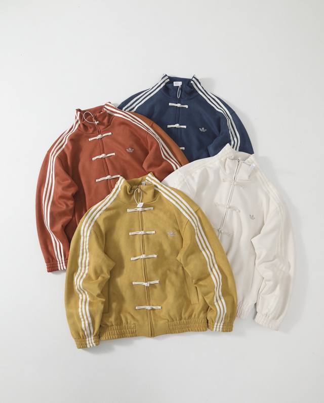 240 Adidas Originals Ctt 蛇年限定 复古运动条纹时尚舒适百搭美式立领宽松夹克外套 男女同款 新中式 盘扣 唐装 外套！ 原版五个尺码｜适