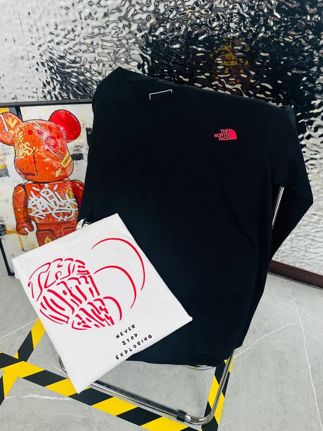 100 北面 The North Face 北面2025春季新款爱心印花长袖T恤912 插肩袖设计，肩部更加精致好看，上身舒适 设计完美 实物巨正 高端质感无敌