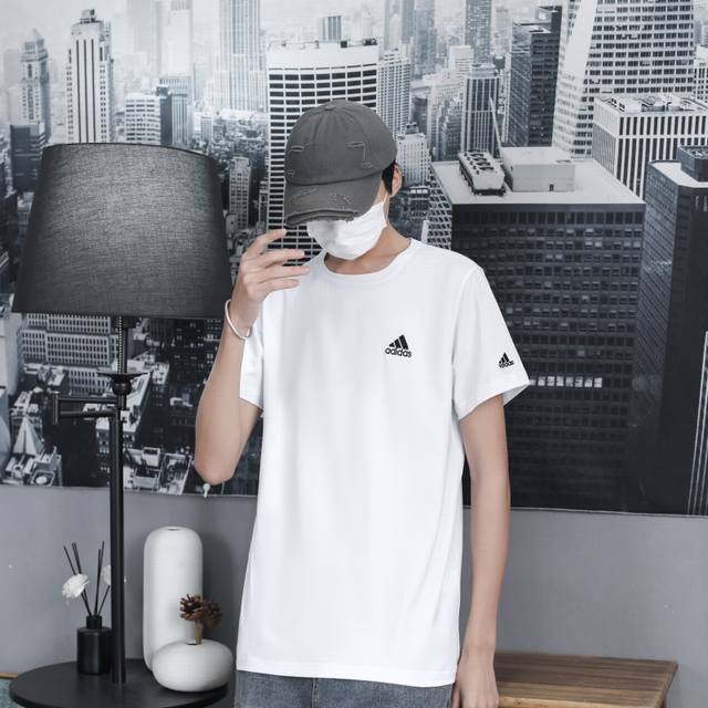 新款上新 P80 Adidas阿迪达斯布兰吉斯圆领短袖半袖T恤 面料采用260克纯棉双纱食毛面料 双线二本针压线 久洗不变形 原版定制三标 高端进口刺绣 随意水
