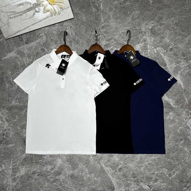 140 迪桑特 Descente 夏季冰丝无痕速干Polo衫 Polo版型垂直立挺，立体裁剪， 科技面料版型做工都极好韩国内部渠道的单子 全正P代工，必入好货来