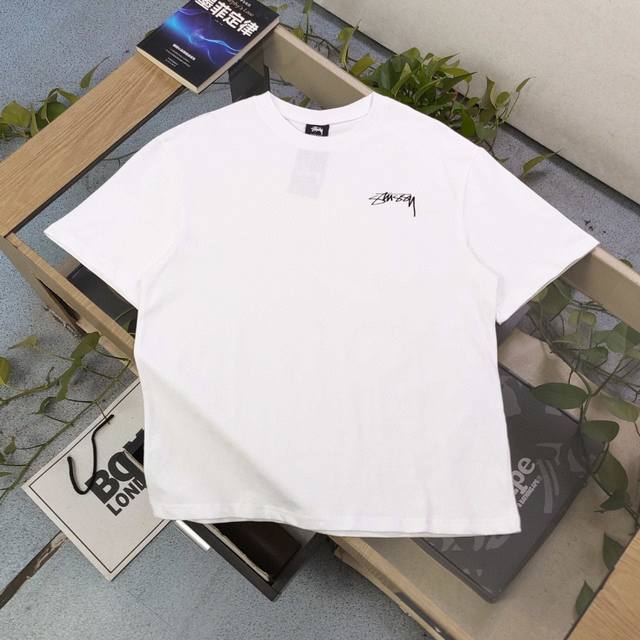 上新90 款号：Bm188 高版本 2025新款Stussy斯图西鱼鹰图案Logo字母印花休闲情侣宽松短袖T恤，经典永远不会过时、人手必备款，260G纯棉精梳棉