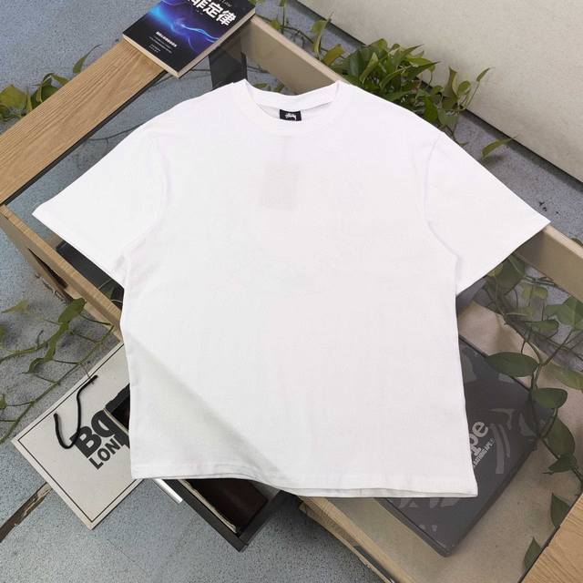 上新90 款号：Bm195 高版本 2025新款Stussy斯图西经典后背环形字母图案Logo印花休闲情侣宽松短袖T恤，经典永远不会过时、人手必备款，260G纯