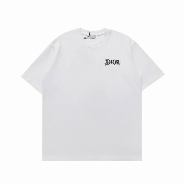 110 顶级复刻版本 Dior 迪奥新款前后印花休闲圆领短袖T恤 面料: 280G重磅纯棉，随意对比 砖柜同步。第一时间正品开发研制。欢迎对比！面料采用Zp定织