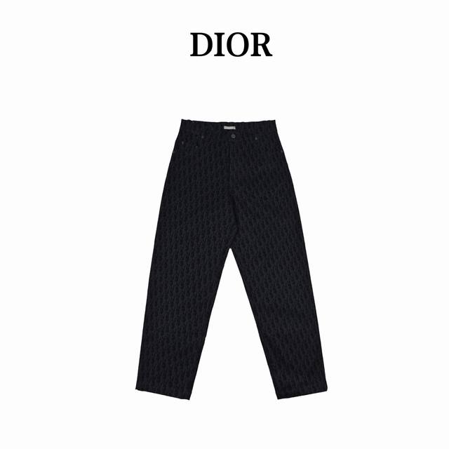 430 Dior迪奥25Ss 蛇年限定牛仔长裤 第一时间原版购入开发，采用蓝色棉质混纺牛仔布精心制作，背面饰以 Kaws 刺绣，以五彩缤纷的蛇形重新诠释 D标志