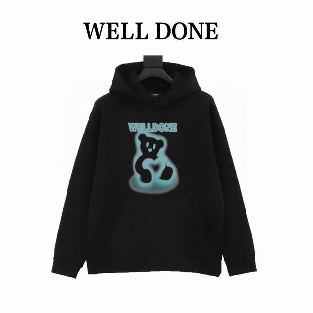 310 We11 Done 24Fw 模糊小熊连帽卫衣帽衫 面料用的是100%纯棉针织面料，衣身面料克重约320G，螺纹1*1竖排定织定染对色。胸前后背的印花均