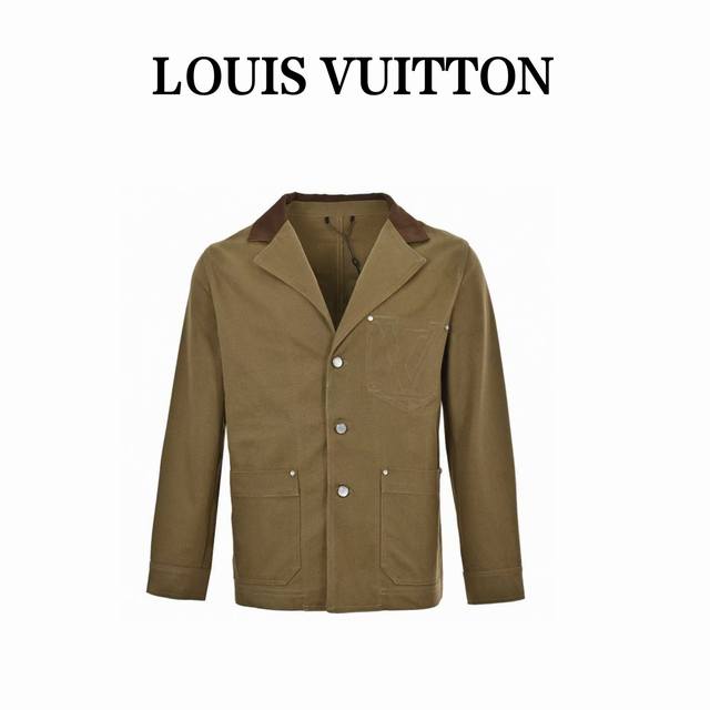 460 Louis Vuitton 路易威登 24Fw 西装式帆布夹克外套 25Ss新款棉质帆布夹克融合工装元素和剪裁细节，呈现楼梯布衣领、珠光纽扣和铆钉等设计