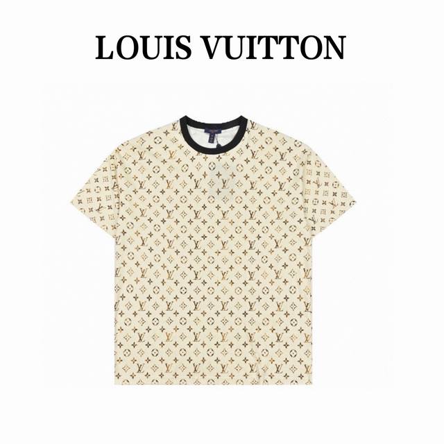 180 Louis Vuitton路易威登23Ss 蟒蛇纹老花短袖 原7,450购入，采用60S170G双股丝光平纹面料。通体老花搭配蟒蛇纹图案元素，全幅图案设