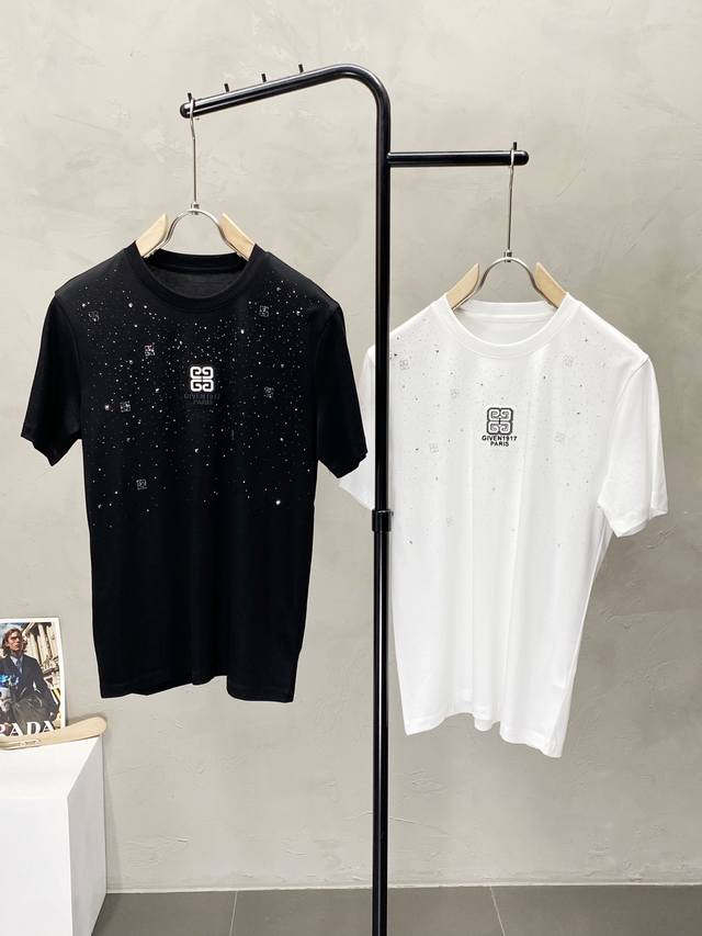 P170。Givenchy纪梵希独家专供新款原单男士休闲短袖 高端定制 高版本 时尚百搭爆款进口面料 手感超柔软细腻 穿着亲肤舒适 高端精品 代工厂P精细做工