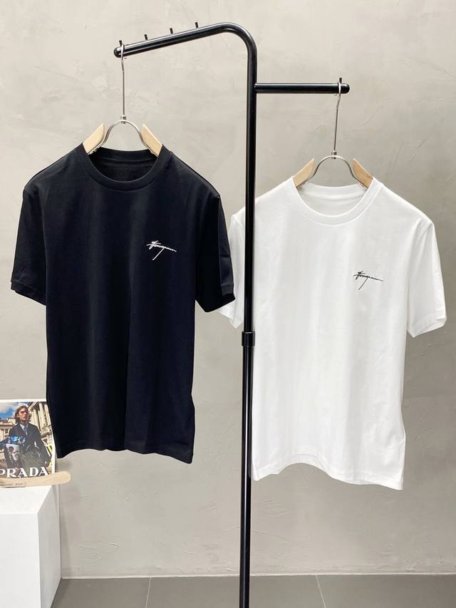 P200。Ferragamo菲拉格慕独家专供新款原单男士休闲短袖 高端定制 高版本 时尚百搭爆款进口面料 手感超柔软细腻 穿着亲肤舒适 高端精品 代工厂P精细做