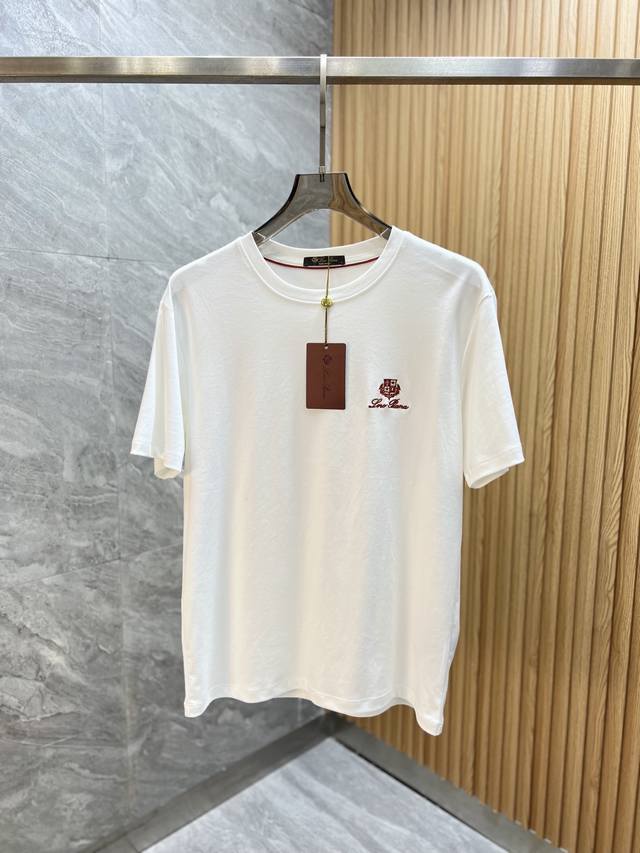 P220L P2540年春夏新品上新 三标齐全 圆领短袖T恤 好货不用过多介绍 看细节 专柜码数：M-Xxxl 175 140建议L，