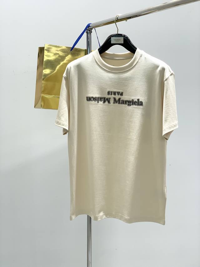 P250，Maison Margiela马吉拉，2025夏季最新品，专柜同步有售，原单狠货，时尚休闲圆领短袖T恤，上身舒适！吸睛而有亮点，采用进口原版面料，顶级