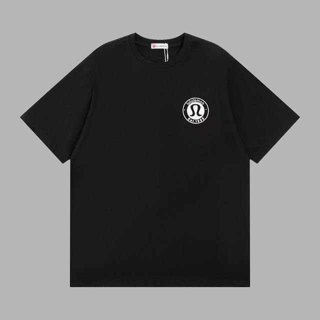 顶级版本 区别通货 款式：露露乐蒙Lululemon品牌Logo短袖 颜色：图片色 尺码：Xs-L 面料：300克双织纯棉 辅料：全套定制辅料 无性别区分 男女