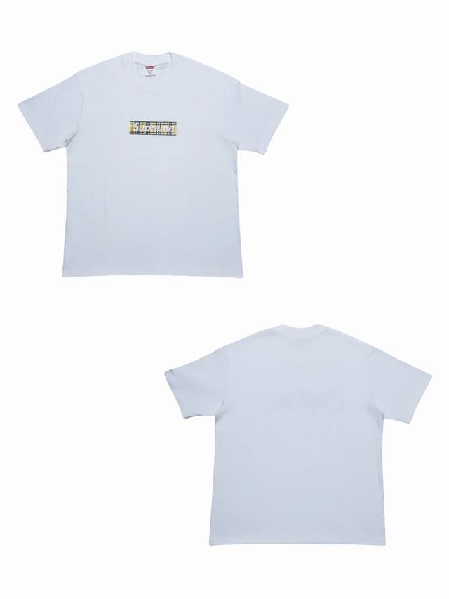 Su111# P60 白底图 Supreme Ss22 联名款Burberry 徽标印花T恤短袖 男女同款 采用圆筒无缝工艺 原版工艺 衣服侧面没有缝合骨位 鉴