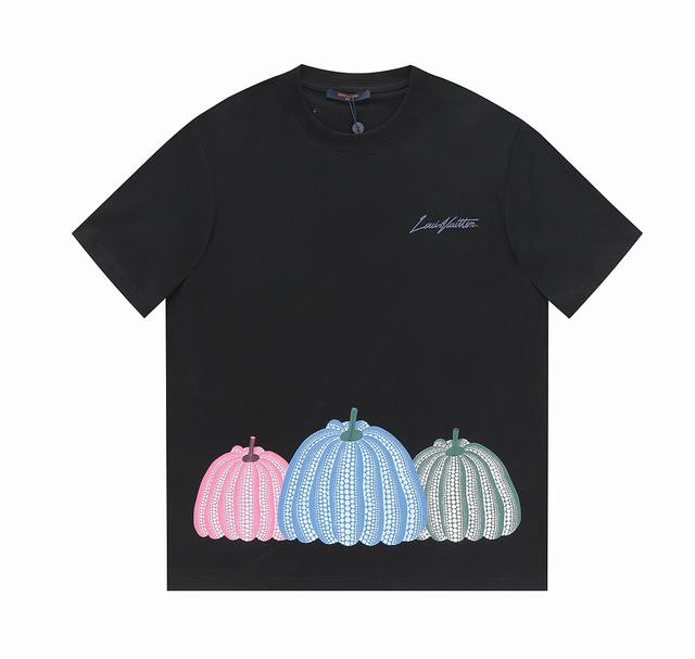 P80#V085 Louis Vuitton 路易威登新款 彩色波点南瓜短袖 于胸前及下摆描摹艺术家笔下标志性的幻彩南瓜图案 由彩色波点组成的抽象画作品 草问弥