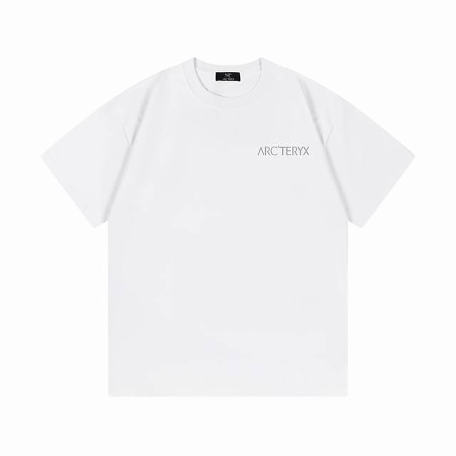 P110 隔天到 Arc Teryx 2025新款 官网同步 后背涂鸦Logo 男女同款 短袖T恤 定制300克100％双纱纯棉面料 定染32支双股螺纹 领标吊