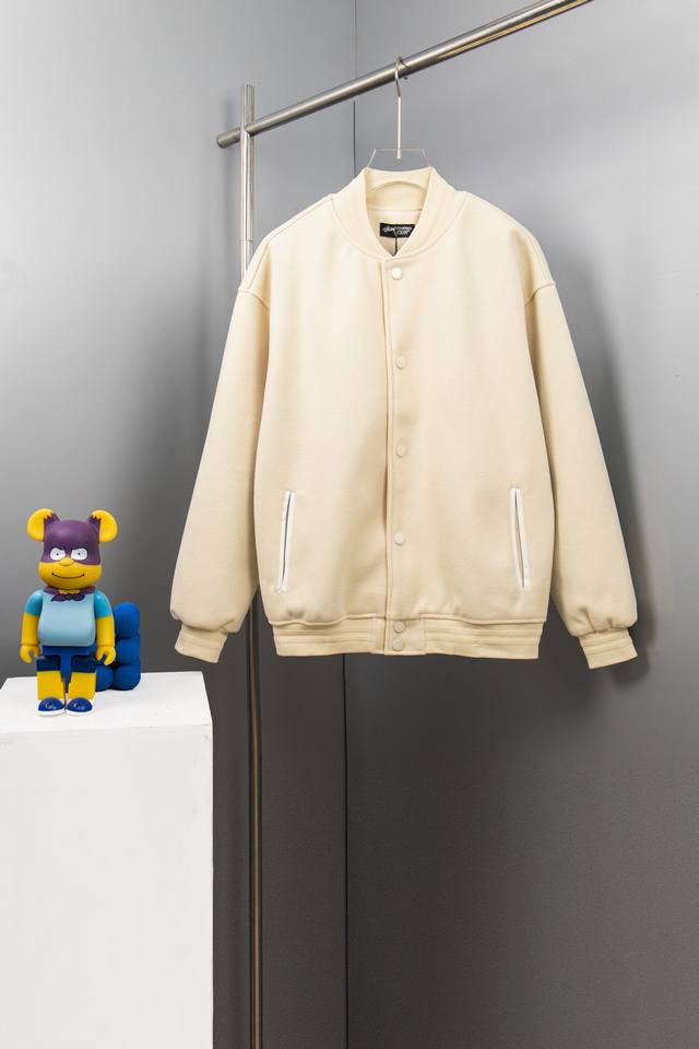 K91 P290 斯图西 2025Ss走秀款棒球服棉服外套夹克 订购原版开模 历时一个月终于出货了，简直太爱了 上身真的超级帅。抖音某博主讲今年斯图西 新出的会