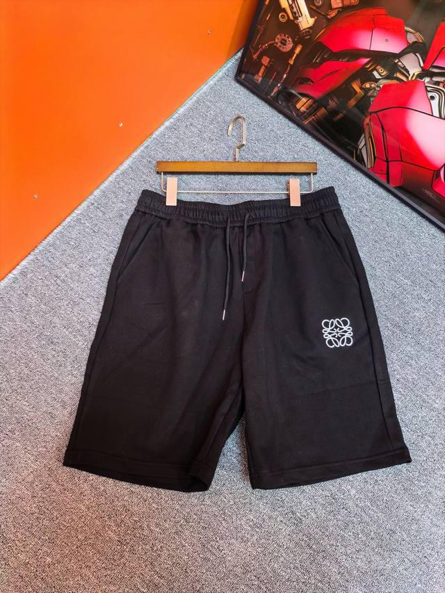 P130 ［Loewe 罗意威］ 爆款定制400克活性版纯棉面料短裤 面料舒适有质感五分裤 码数：S-Xxl 颜色：黑