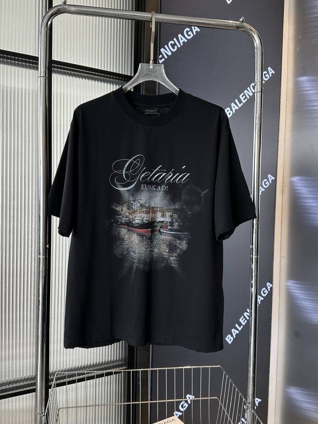 P120 顶级版本 区别通货 2025Ss 巴黎世家 西班牙小镇限定款前后片直喷印花磨烂水洗重磅300克做旧短袖T恤 本市场No.1的质量 真正天花板品质 全部