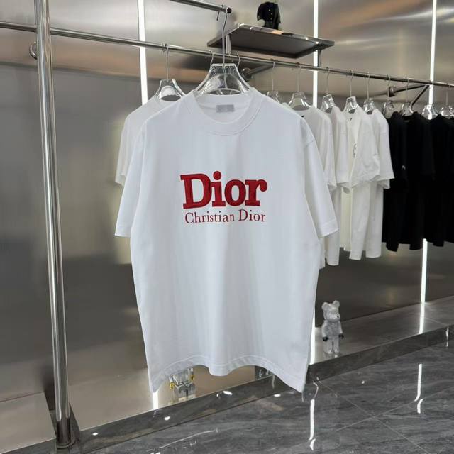 P100 Dio 2025春夏新款 滴胶个性款圆领短袖Tee 实物很棒男女同款宽松版 尺码 S M L Xl Xxl 五个码 黑色 白色 紫色