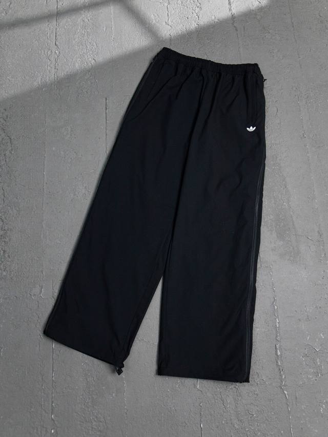230 最高版本 Adidas 阿迪达斯 巴黎味十足的阿迪达斯经典三条杠一套多穿三叶草侧边拉链超松弛感设计运动套装裤子 正确版本 男女同款 定制定染70D平纹梭