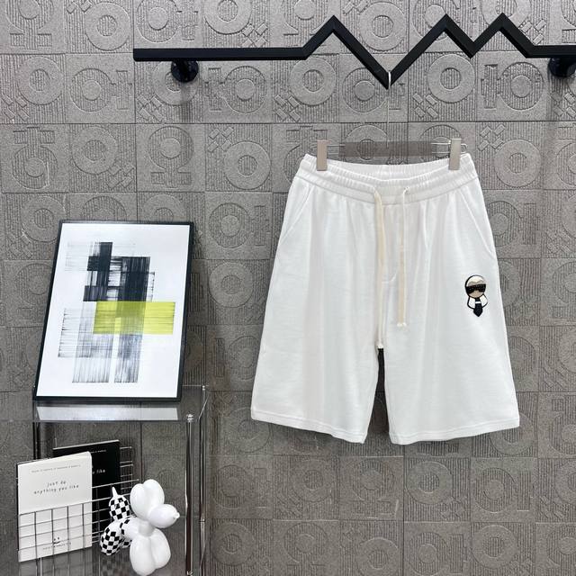 120 隔天到 Fendi 芬迪 小超人Logo标 2025Ss新款针织短裤，定制华夫格面料采用威化布织法，超高端针织工艺，版型紧致立体，定制裤绳五金质感强，顺