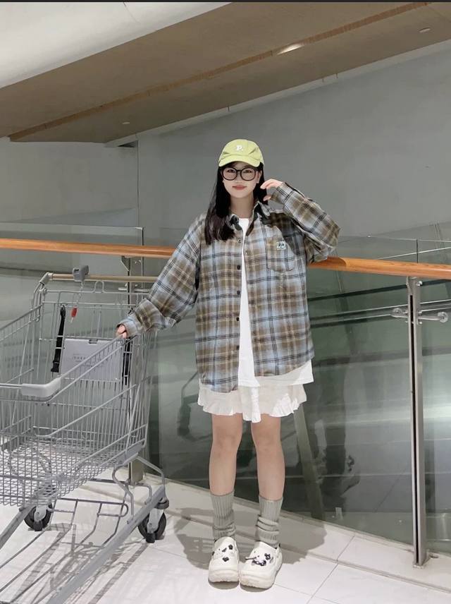100款号254 Stussy Fw 斯图西早秋系列格子衬衫外套 斯图西官网秋冬首发 进口法兰绒格纹优质面料 手感细腻 上身舒适 全身立体定位对格子裁剪 耗时耗