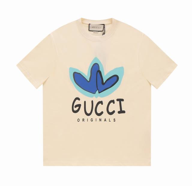 P100 Gucci X Adidas 联名三叶草泼墨图案短袖T恤 原版面料 官方同款 手感非常舒服 夏季最新专柜同步 Os落肩版型 时尚又个性 超级百搭好看的