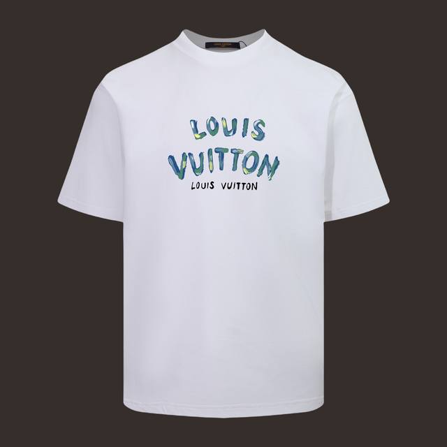 P100 Louis Vuitton 路易威登 高品质 2025春夏官网新款经典字母印花走秀款 Lv大师亲手设计潮牌新品印花圆领短袖T恤 时尚又个性 超级百搭好