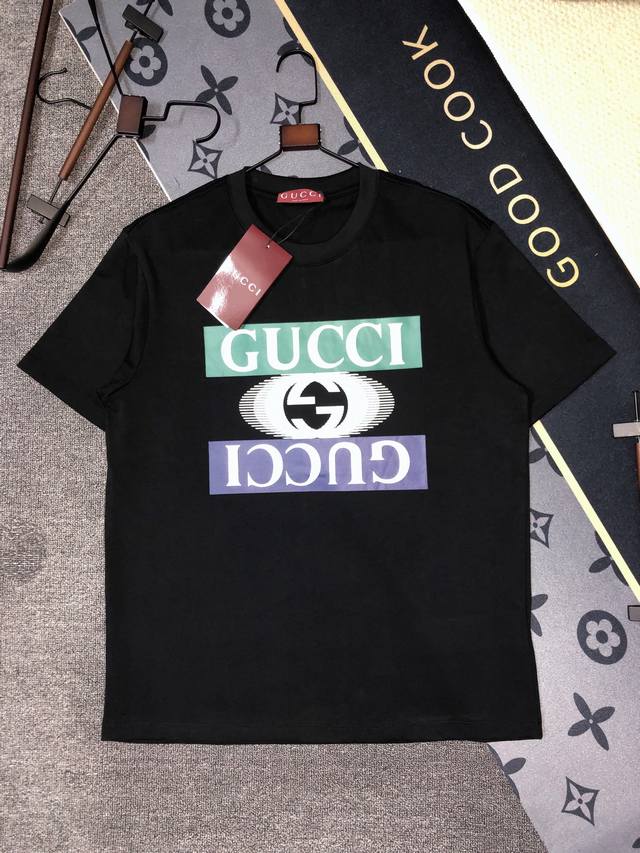 P110 Gucci 短袖T恤 工艺：印花 颜色：黑色 杏色 码数：S~Xl 面料：精梳紧密棉盖棉280G