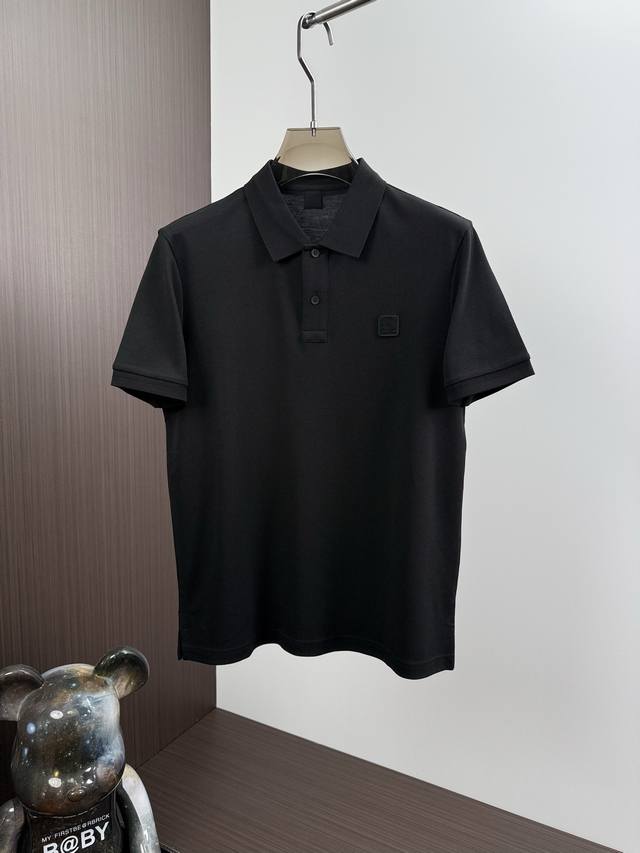 P300Burber*Y巴*莉2025年春夏款短袖T恤男士翻领Polo衫。高端成衣系列，极具设计感的一款单品，顶级外商客供高支珠地棉面料，上手极微舒适透气，亲肤