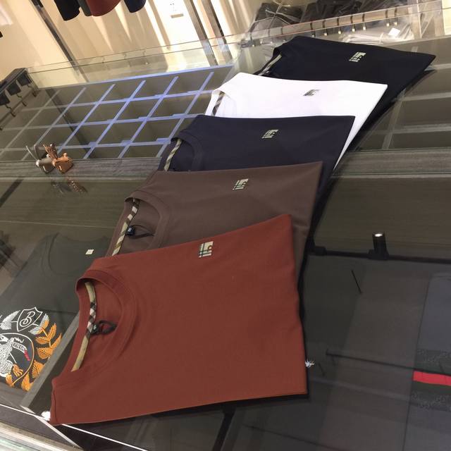 P250B家胖哥哥福音2560夏季新品 秒杀一切版本！经典时尚百搭圆领短袖 胸前精美立体Logo设计！订制桑蚕丝天丝超柔软面料 男人的衣柜都少不了基础打底衫 随