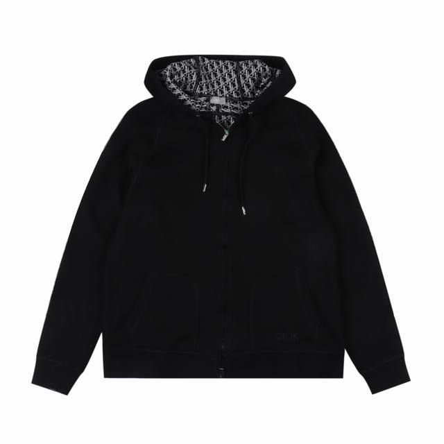 420 Dior 迪奥 字母刺绣提花羊绒针织拉链连帽衫 工艺说明：纯羊绒面料，进口高密度天丝加莱赛尔加针织面料，双面针织里外一致，手感极为亲肤舒适 摸上去非常的