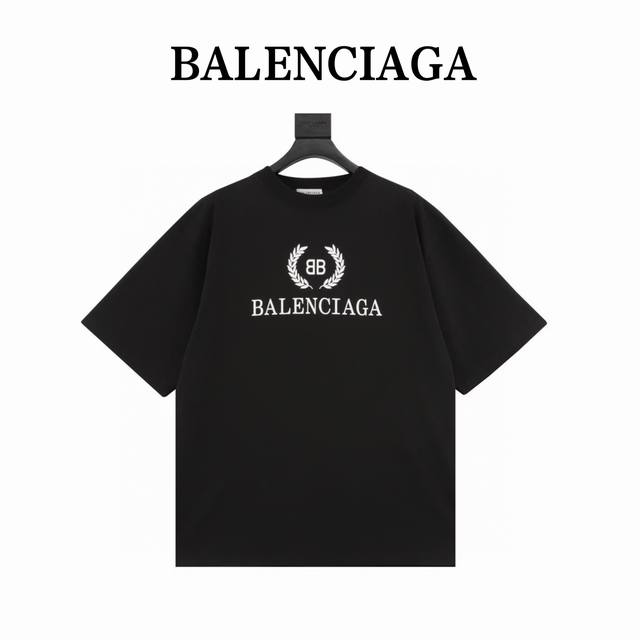 Balenciaga巴黎世家 麦穗印花圆领T恤 印花材料采用安全环保无毒婴儿认证的发泡材料；印花轮廓清晰干净，有康丽机器出来的质感；如果衣服要清洗的话，建议翻