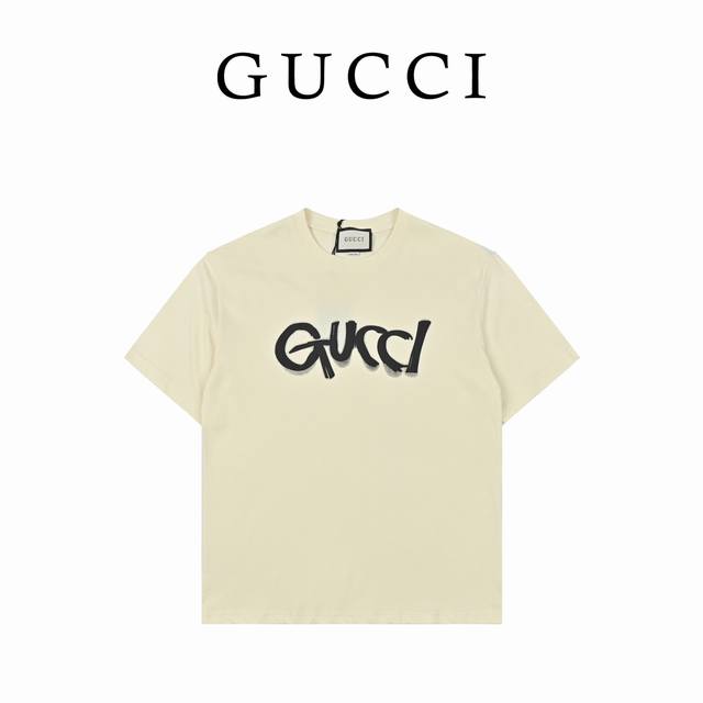 古驰 Gucci发泡字母印花圆领短袖 高端品质独家定制 采用280克定织定染高克重纯棉面料 宽松Oversize版型 上身舒适 男女同款 Color:杏色 铁