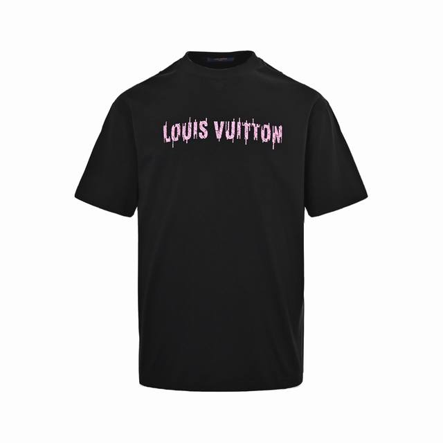 ：160 Louis Vuitton 路易威登 大字母Logo印花短袖 面料采用260克重精梳棉，定制32支2*2螺纹，成衣经过水洗舒适亲肤无异感，定制定染面料