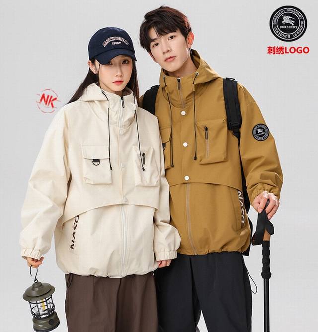 P230 春季上新 刺绣Logo 国际顶级奢侈品牌巴宝莉Burberry联名系列，海外秋季限定全新系列连帽冲锋衣防风连帽夹克连帽外套。 : 拼接风经典 诠释个性