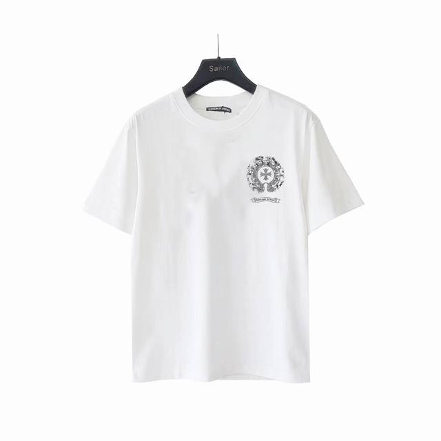 180 实拍细节图+尺码表 Chrome Hearts 克罗心 模糊重影马蹄刺绣短袖 面料使用260G克全棉双纱面料 区别于市面低克重普通货 ，纹路清晰可见，质