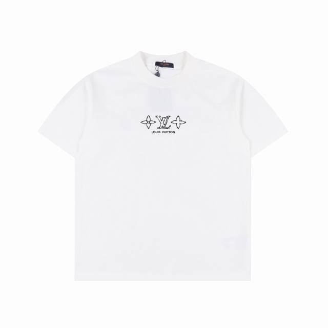 180 Louis Vuitton 路易威登 25Ss 四叶草及后背Logo印花短袖T恤 面料采用260克重纯棉，定制32支2*2螺纹，成衣两遍水洗处， 面料舒