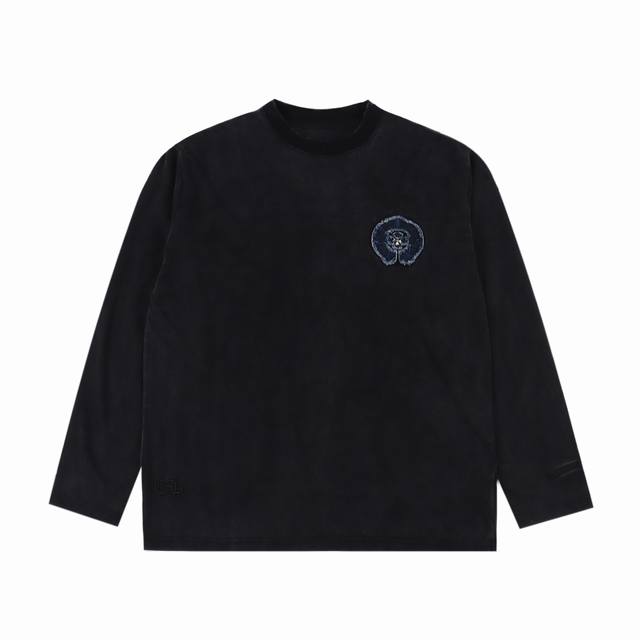 230 Chrome Hearts 克罗心 24Fw 贴布绣长袖T恤 此款面料颜色非常特殊，定染一个月，市场货全部做错，两种面料必须同一时间同缸染色，整件衣服才