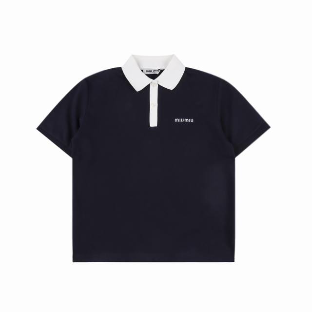 200 Miumiu 缪缪 25Ss 小刺绣Polo短袖T恤 翻领Polo衫平纹针织绣花 胸口饰有撞色标识 刺绣徽标 经典Polo版型 翻领设计 罗纹领口，下摆