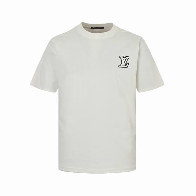 ：160 Louis Vuitton 路易威登 24Ss 胸口刺绣字母短袖 胸前高密立体刺绣Logo 原版1:1针织纯棉280克重面料 同色定制色织色染高密度螺