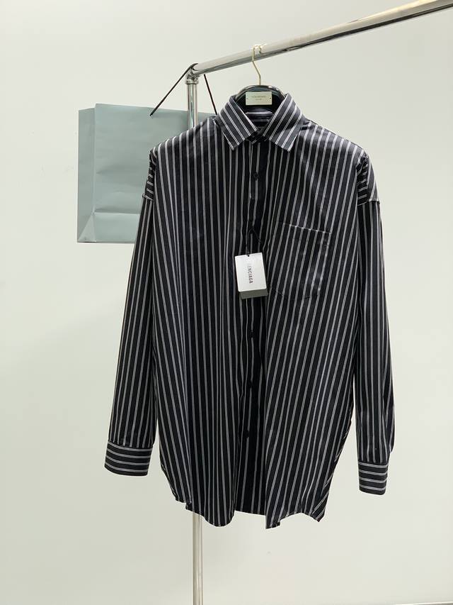 P320，Balenciaga 巴黎世家，2025春夏季最新款，专柜同步有售，原单狠货，爆款时尚休闲长袖衬衫，进口原版面料，独特设计，顶级印花工艺字母图案装饰L