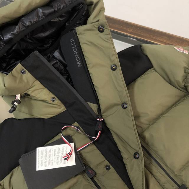 P90 具体价格P私聊 蒙口 滑雪服 羽绒服 绿色更多细节图↓